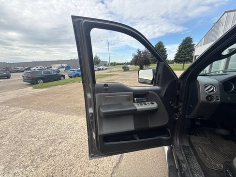 Used 2005 Ford F150 4x4 SuperCrew image 18