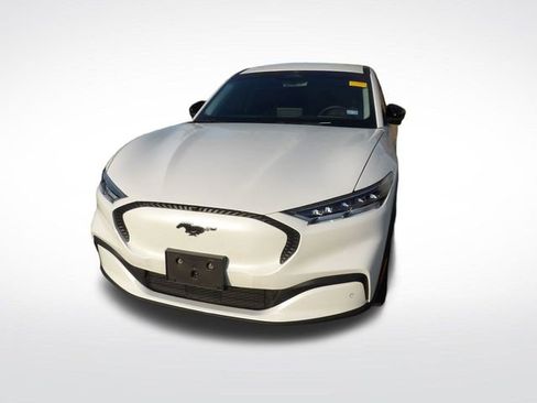 Used 2023 Ford Mustang Mach-E Select w/ Comfort Package Lite image 3