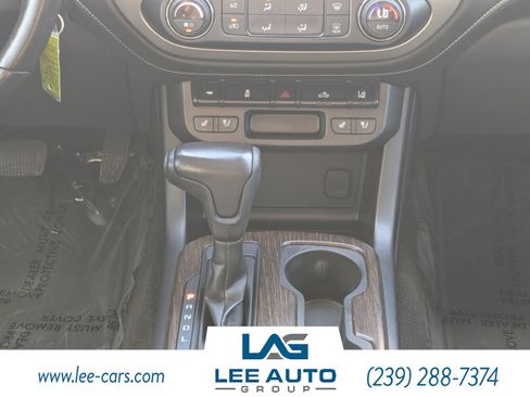 Used 2018 GMC Canyon Denali image 16