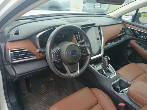 Certified 2021 Subaru Outback Touring XT AWD/4WD image 4