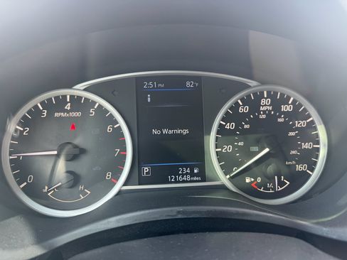 Used 2019 Nissan Sentra SR w/ Exterior Package image 14