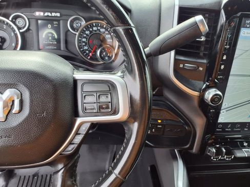 Used 2022 RAM 2500 Big Horn w/ Night Edition image 11