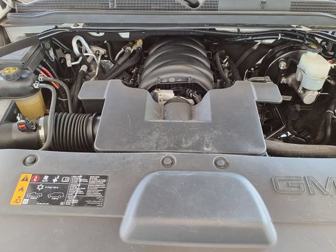 Used 2020 GMC Yukon Denali w/ Denali Premium Package RWD image 37