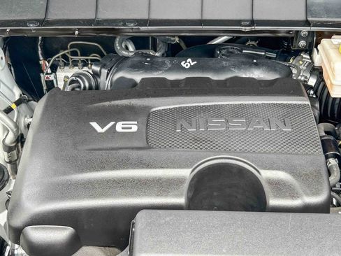 Certified 2024 Nissan Pathfinder SL w/ SL Premium Package FWD image 29