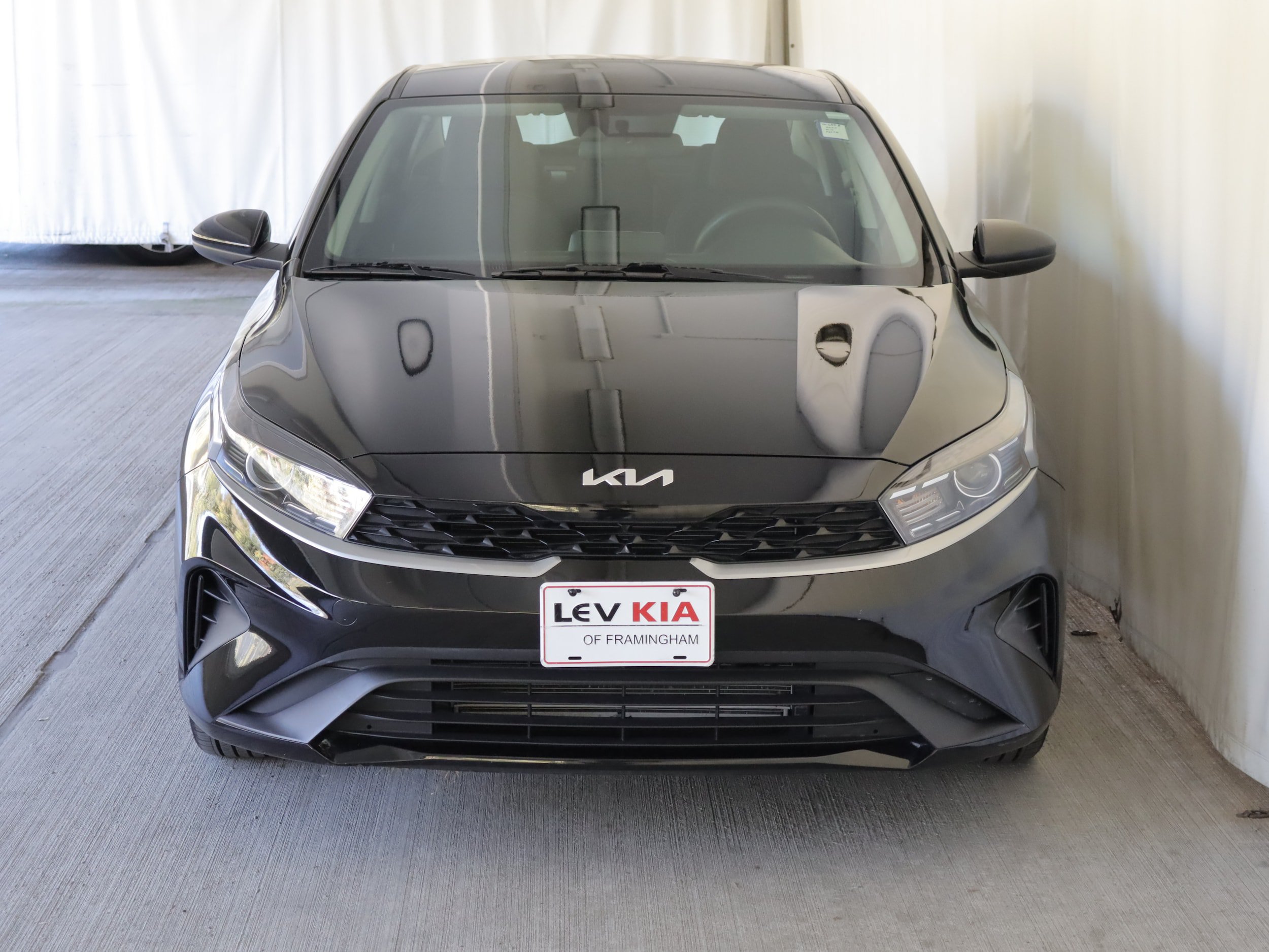 Used 2023 Kia Forte LXS FWD image 3