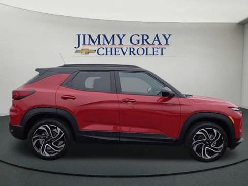 New 2026 Chevrolet TrailBlazer RS w/ Convenience Package image 2