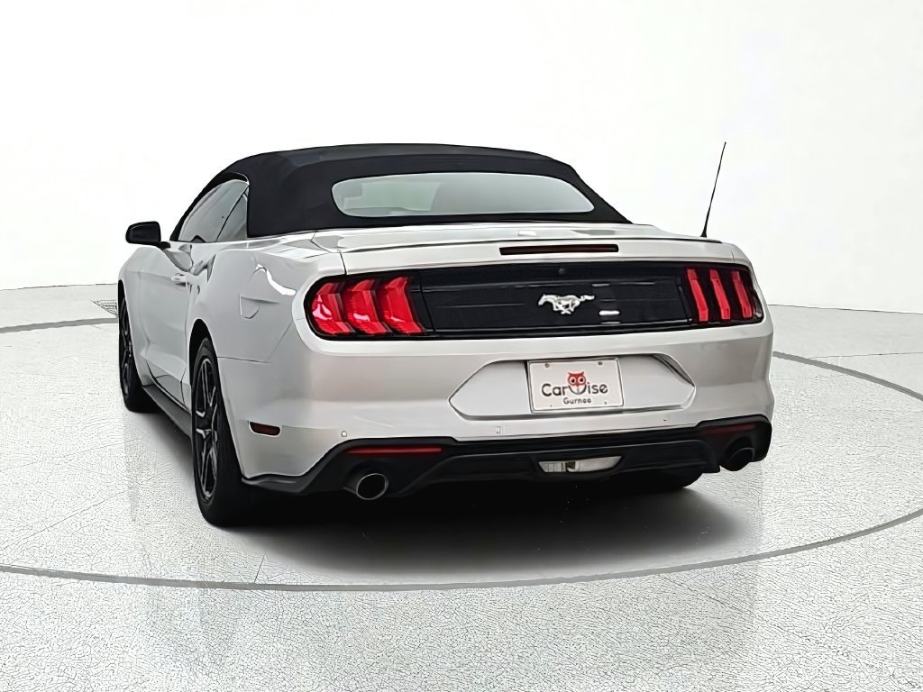 Used 2018 Ford Mustang Premium RWD image 6