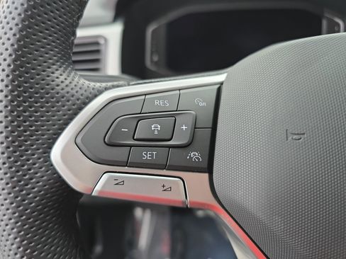 Certified 2023 Volkswagen Atlas SEL Premium image 18