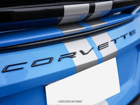 Used 2021 Chevrolet Corvette Stingray Premium Conv w/ Z51 Performance Package RWD image 50