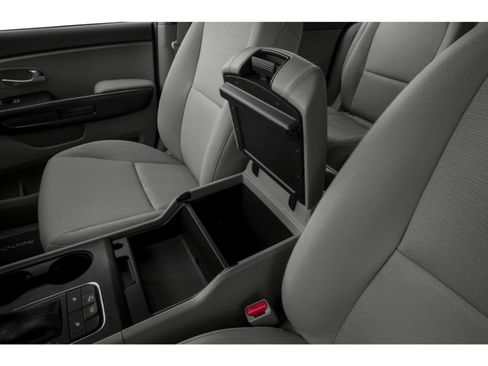 Used 2018 Kia Sedona SX FWD image 9