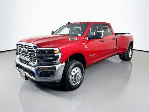 New 2026 RAM 3500 Big Horn AWD/4WD image 3