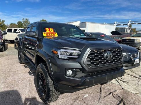 Used 2020 Toyota Tacoma TRD Sport image 23