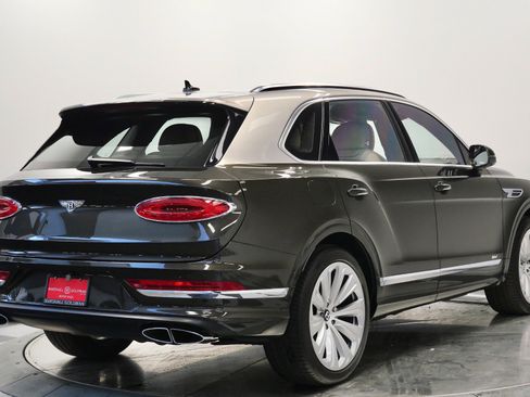 Used 2021 Bentley Bentayga Hybrid -Mulliner Driving Speci image 9