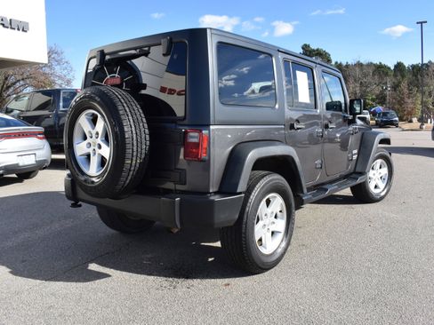 Used 2017 Jeep Wrangler Unlimited Sport w/ Quick Order Package 24S image 9