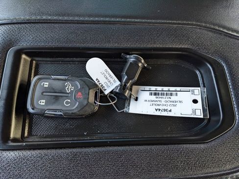Used 2022 Chevrolet Silverado 2500 High Country w/ Safety Package II image 40