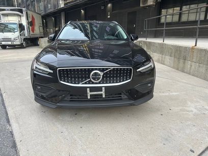 Certified 2025 Volvo V60 B5 Cross Country Plus