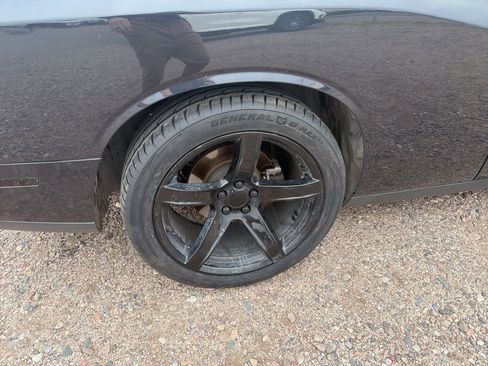 Used 2019 Dodge Challenger R/T image 5