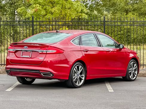 Used 2017 Ford Fusion Titanium FWD image 3