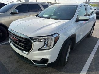 Used 2024 GMC Terrain SLE FWD video 1