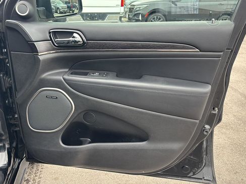 Used 2020 Jeep Grand Cherokee High Altitude image 22