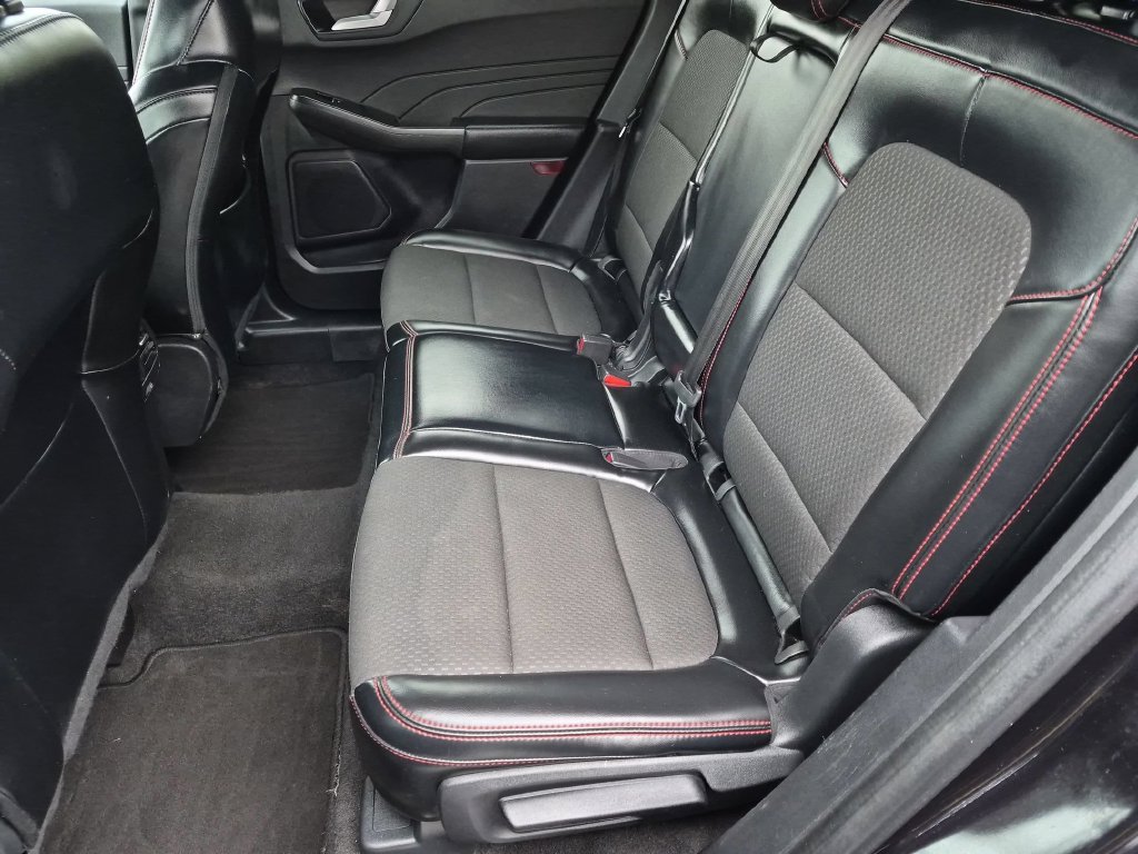Used 2024 Ford Escape ST-Line AWD/4WD image 19