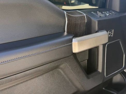 Used 2021 Ford F250 Lariat w/ Lariat Value Package image 13