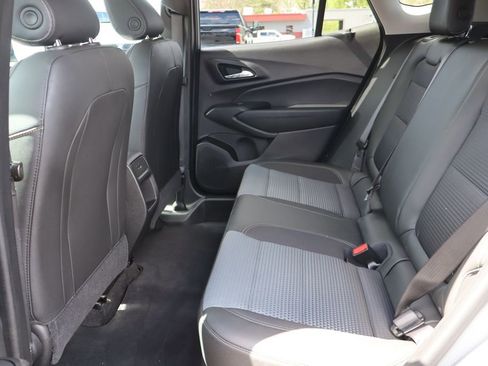 Used 2024 Chevrolet Trax LT image 21