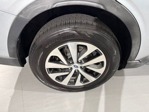Used 2020 Subaru Outback Premium AWD/4WD image 15