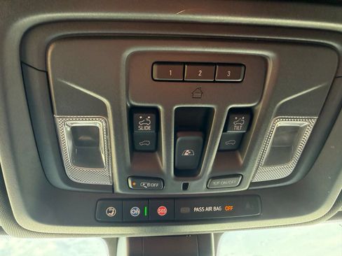 Used 2021 GMC Sierra 1500 AT4 w/ AT4 Value Package AWD/4WD image 14