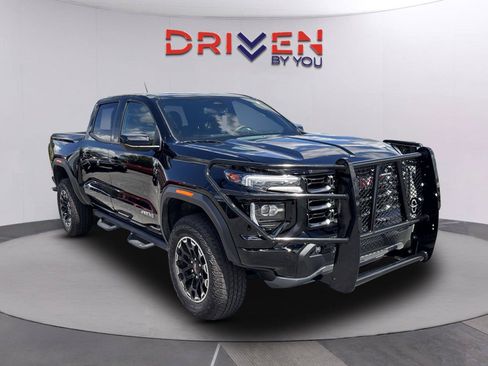 Used 2026 GMC Canyon AT4 w/ AT4 Premium Package AWD/4WD image 2