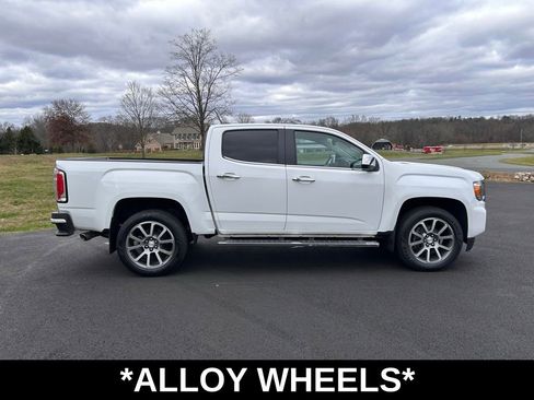 Certified 2022 GMC Canyon Denali image 10