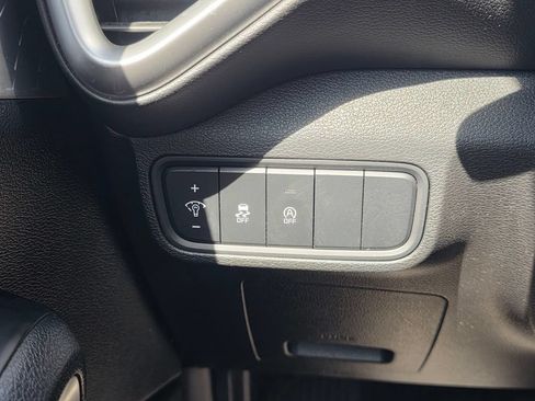 Used 2024 Kia Soul LX w/ Option Group 015 FWD image 26