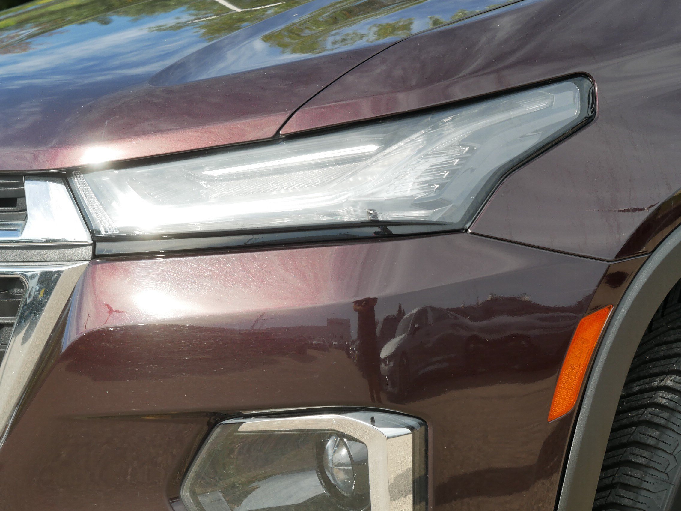 Used 2023 Chevrolet Traverse LT FWD image 16