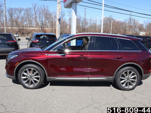 Used 2020 Lincoln Corsair Standard w/ Premium Package image 8