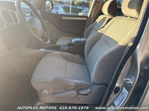 Used 2004 Toyota 4Runner SR5 image 23