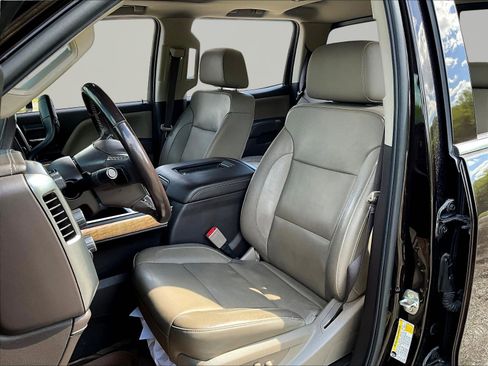 Used 2019 Chevrolet Silverado 2500 LTZ w/ Duramax Plus Package AWD/4WD image 22