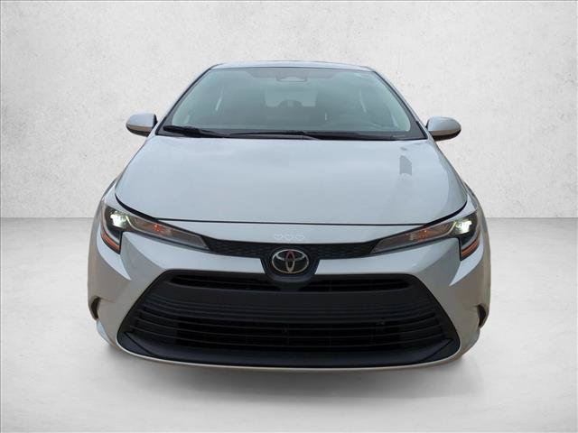Used 2024 Toyota Corolla LE FWD image 2