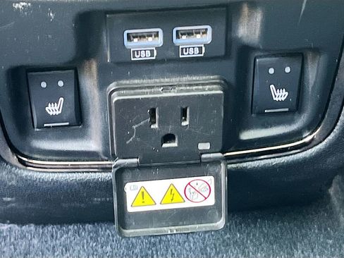 Used 2020 Jeep Grand Cherokee High Altitude image 25