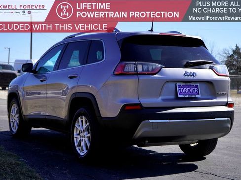 Used 2019 Jeep Cherokee Limited image 8