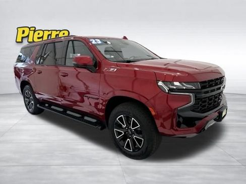 Used 2023 Chevrolet Suburban Z71 w/ Z71 Off-Road Package AWD/4WD image 10