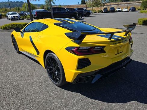 New 2025 Chevrolet Corvette Stingray Premium Cpe w/ Stealth Interior Trim Package image 4