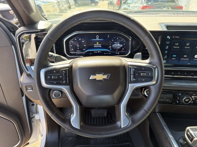 Used 2023 Chevrolet Silverado 1500 LTZ w/ LTZ Convenience Package II AWD/4WD image 28