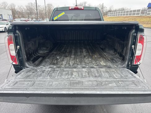 Used 2015 GMC Canyon SLE w/ SLE Convenience Package image 11