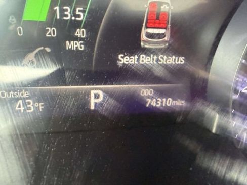Used 2021 Toyota Highlander XSE AWD/4WD image 26