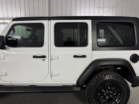 Used 2021 Jeep Wrangler Unlimited Sport AWD/4WD image 16