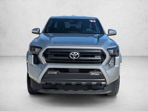 Used 2024 Toyota Tacoma SR5 image 2