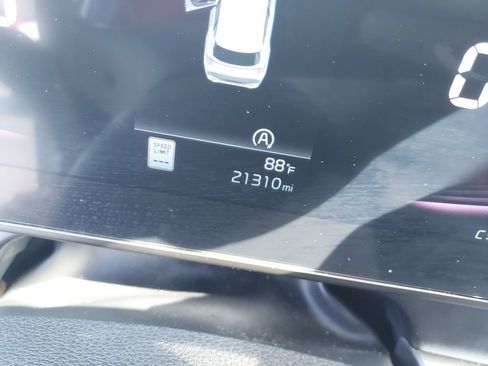 Used 2024 Kia Sportage X-Line AWD/4WD image 19