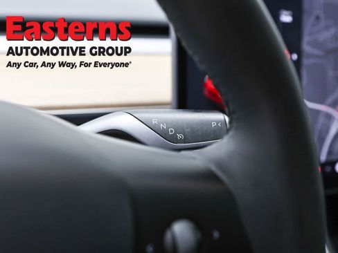 Used 2021 Tesla Model Y Long Range image 13