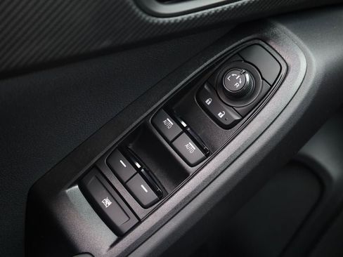 New 2026 Subaru Crosstrek 2.5i AWD/4WD image 16