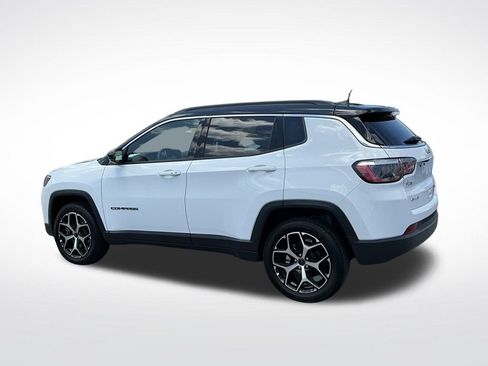 Used 2025 Jeep Compass Limited AWD/4WD image 4